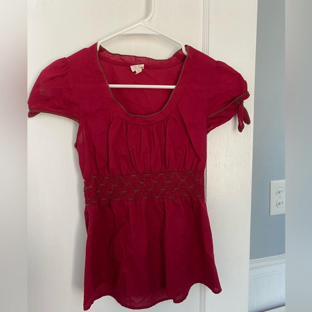 Edme & Estyllte smocked top
